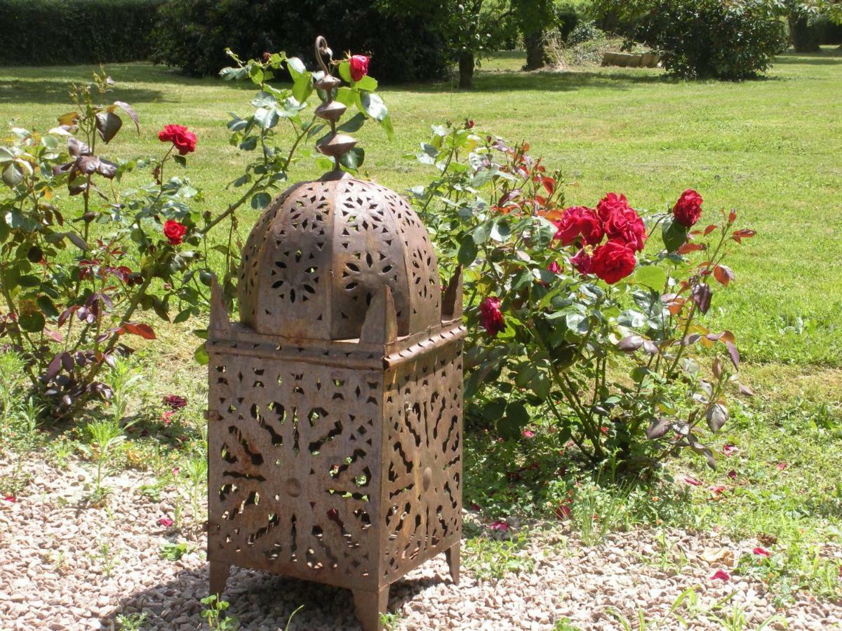 Le Domaine Du Mijarnier Bed and Breakfast Montbeugny Esterno foto
